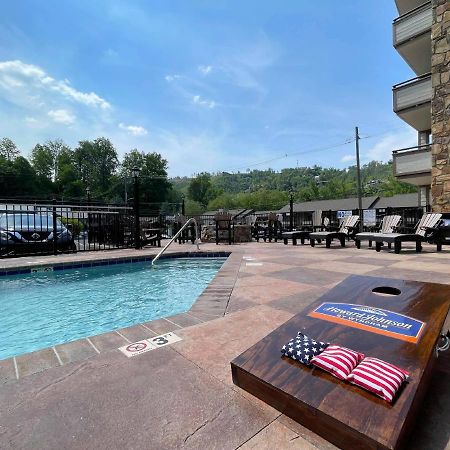 Howard Johnson By Wyndham Downtown Gatlinburg Exteriör bild