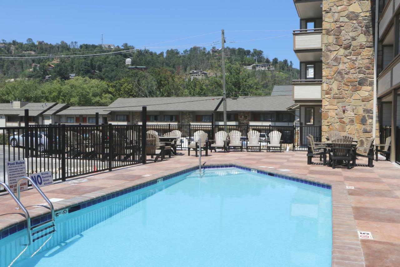 Howard Johnson By Wyndham Downtown Gatlinburg Exteriör bild
