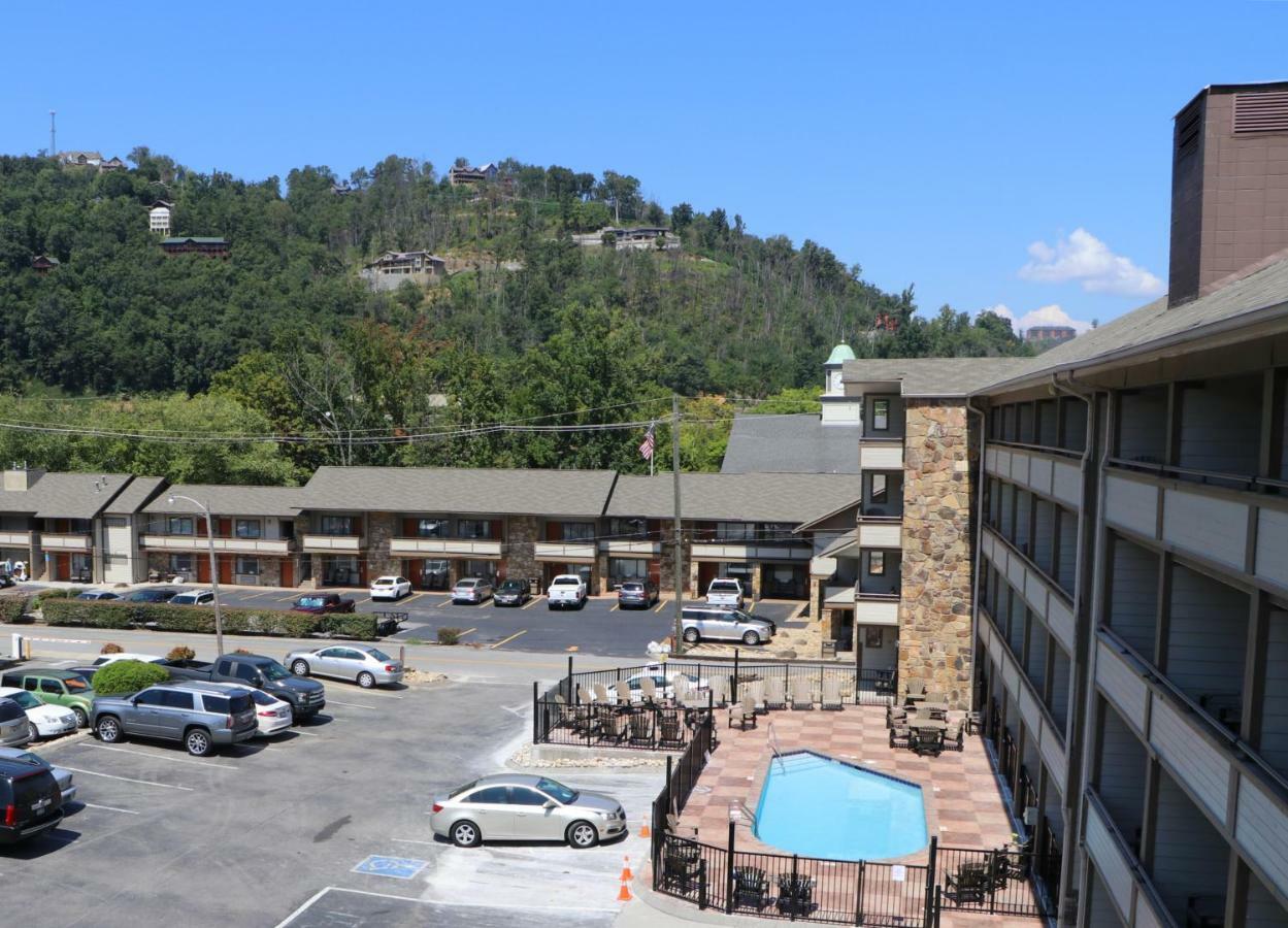 Howard Johnson By Wyndham Downtown Gatlinburg Exteriör bild